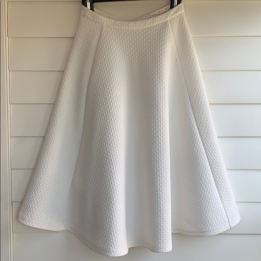 J.O.A White Textured Circle Skirt